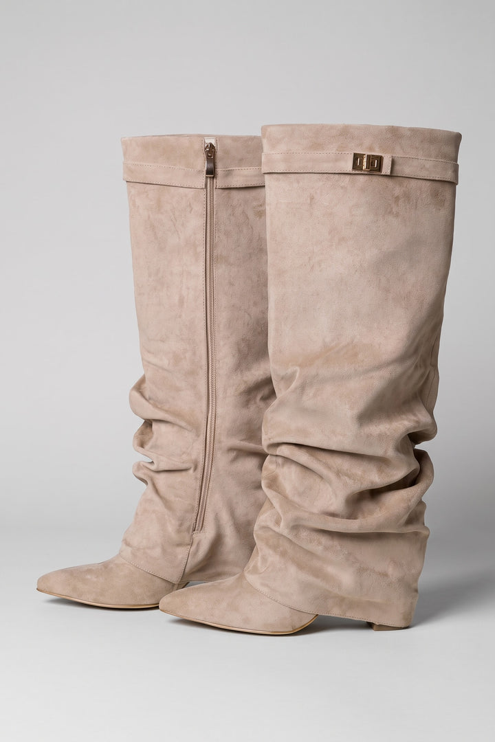 Bottes hautes à revers tige froncée beige, vue de face