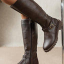 Marron foncé