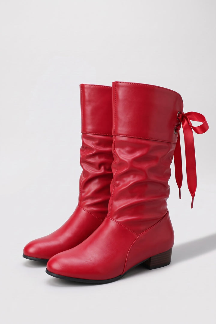 Bottes mi-mollet ruban au dos rouge, vue de face