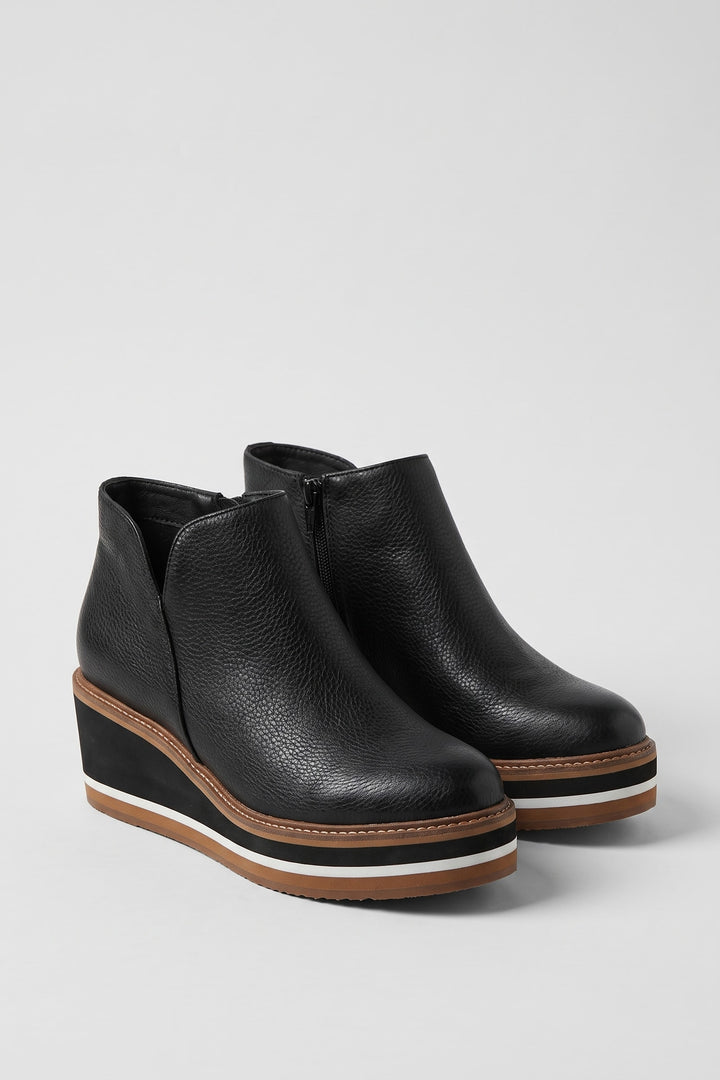 Bottines compensées semelle rayée noir, vue de face