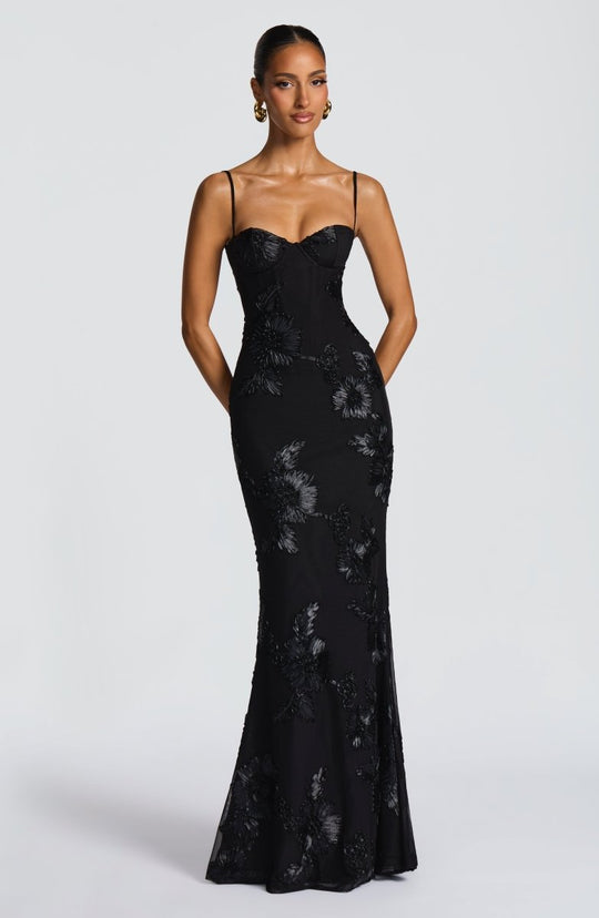 Robe longue dentelle buste balconnet noir, vue de face